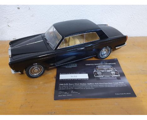 Paragon, die cast, scale 1:18, 1968 Rolls Royce Silver Shadow Mulliner Park Ward two door coupe limited edition number 3032 o