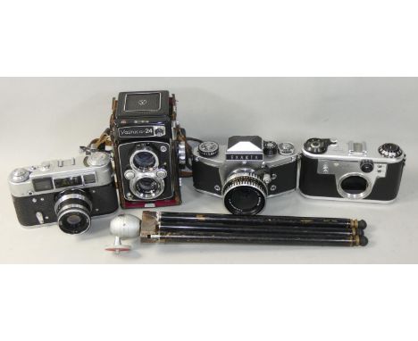 A selection of vintage cameras to include a Yashica Z4 TLR, Exakta, Corfield Periflex Goldstar body, Fed 4, Tripod and others