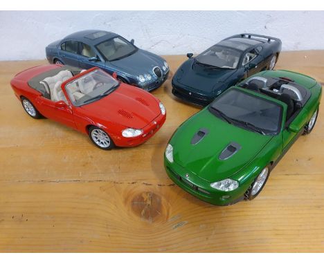 Die cast, scale 1:18, Jaguar XKR (Die Another Day), Jaguar XKR convertible, Jaguar S-type and Jaguar XJ220, cases (4) 