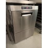 SMEG UG505DSUK undercounter stainless steel glass washer
