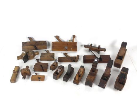 A quantity of carpentry and cabinet makers tools including moulding planes, Marples, chamfer plane, a Monk &amp; Chandler rou