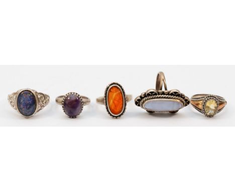 A silver opal doublet ring, W and four other silver gemset rings, 28gm
