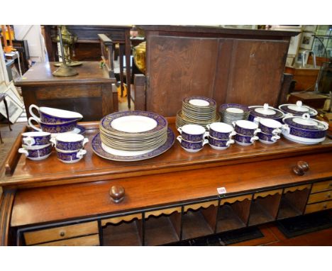 A good Royal Worcester 'Sandringham' pattern part dinner service. Condition Report: very good.  All appear in good order.