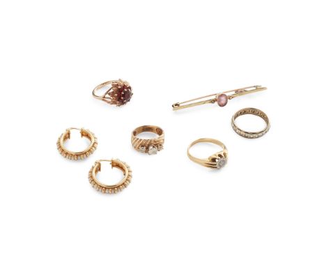 A collection of jewellery to include a three-stone diamond ring, unmarked; a 9ct gold garnet cluster ring, an 18ct gold singl