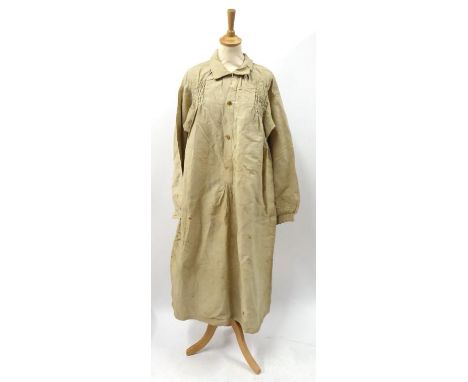 Quaker Interest: 19th Century Gents Linen Smock, of medium to heavy weight linen, small collar, front button opening to waist