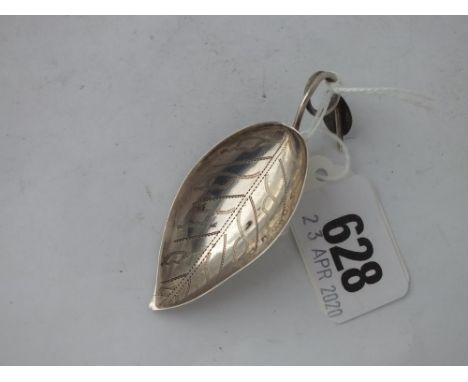 Good Georgian caddy spoon, leaf shaped – B’ham by J.W