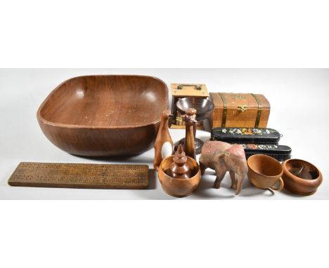 A Collection of Various Treenware to Include Coasters, Bowls, Cribbage Board, Bowl wtc 