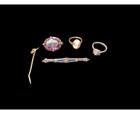 9ct gold cameo ring, silver paste set brooch, gold stone set stick pin. paste brooch and one other ringCondition Report:9ct 2