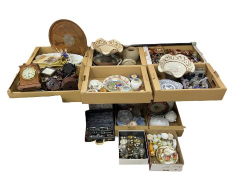 Large collection of small items, including Lladro figure, clocks, slipware pottery, studio pottery, Chinese ceramics, Wedgwoo