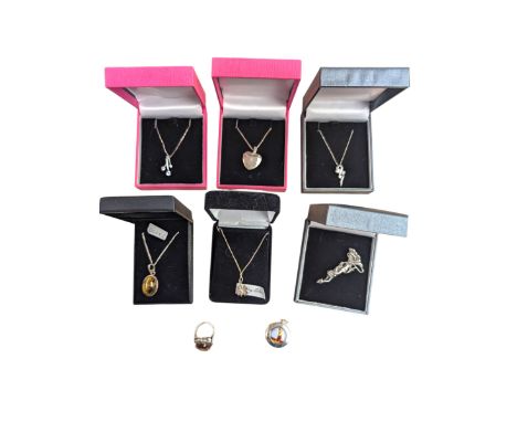 Silver jewellery, including five pendants/locket necklaces, brooch, enamel golf theme locket pendant and a paste ring, six bo
