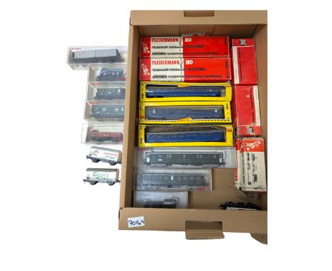 Collection of HO/OO gauge rolling stock, mainly Fleischmann, including coaches, goods wagons, etc some boxed
