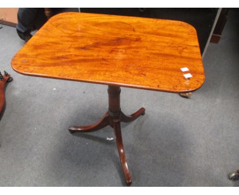 A Regency mahogany tripod table, 72 x 67 x 49cm  