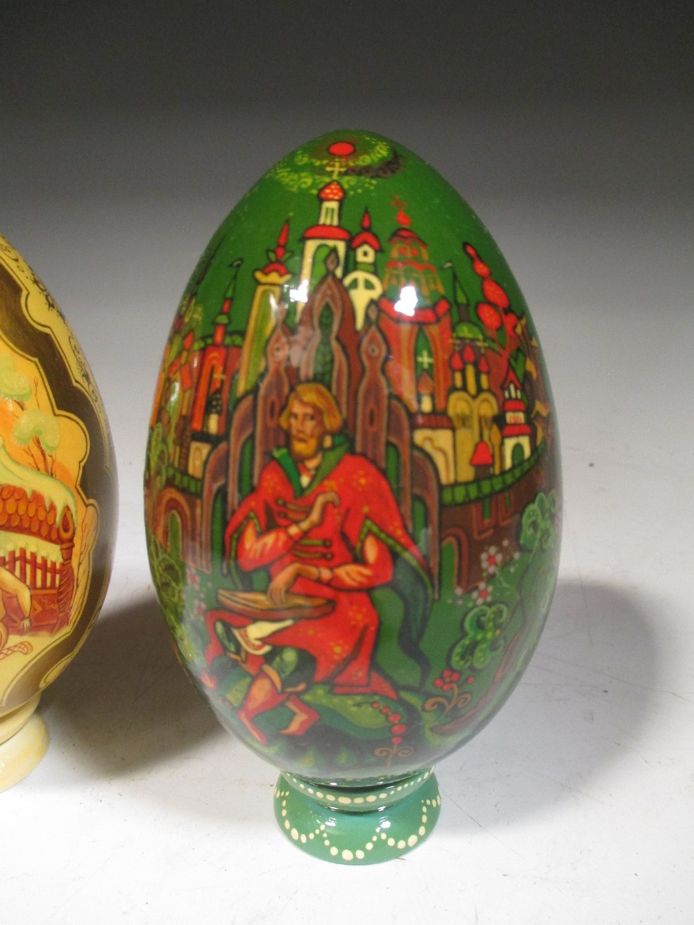 Thirteen various Russian painted eggs in - Cheffins Fine Art