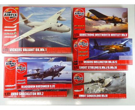 A group of 1:72 scale unbuilt AIRFIX military aircraft kits, unchecked but appear complete, some boxes still sealed - VG in G