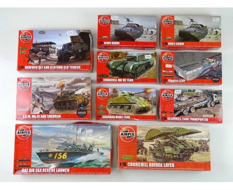 A group of 1:76 and 1:72 scale unbuilt AIRFIX military kits, unchecked but appear complete, some boxes still sealed - VG in G