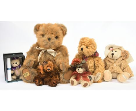 Collection of artist designed and other teddy bears x 6: (1) Hamm Barle miniature mohair teddy bear, artist designed by Mario