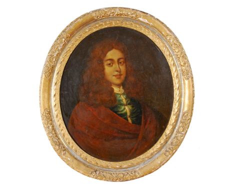 Follower of Michael Dahl - Portrait of a gentleman Oil on canvas Oval 76 x 63.5 cm (30 x 25 in) 