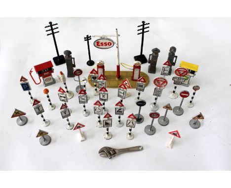 A SMALL SELECTION OF VINTAGE ENAMEL SIGNS (quantity)