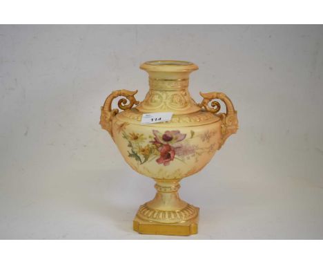 Fine early 20th century Royal Worcester vase, the blush ground finely painted with flowers, possibly by Edward Raby, the vase