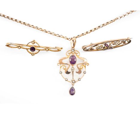 EDWARDIAN GOLD, AMETHYST & PEARL JEWELLERY, comprising 9ct Art Nouveau pendant on associated belcher link chain, 50mm long, 9