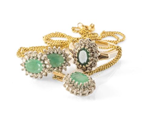 SUITE OF 9CT GOLD EMERALD & DIAMOND CHIP JEWELLERY comprising ring, pair of earrings and pendant on 9ct gold chain, 9.2gms gr