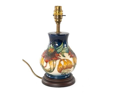 MODERN MOORCROFT 'ANNA LILY' BALUSTER TABLE LAMP, on wood base, 18cms (h) (to rim)Provenance: private collection Vale of Glam