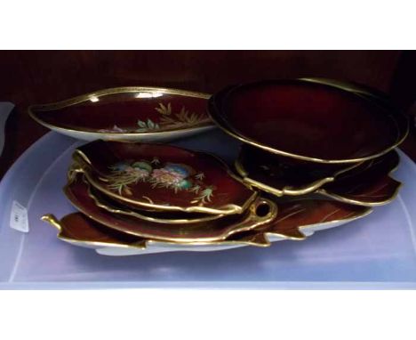 CARLTON WARE ROUGE ROYALE AND CROWN DEVON CERAMICS
( 1 tray )