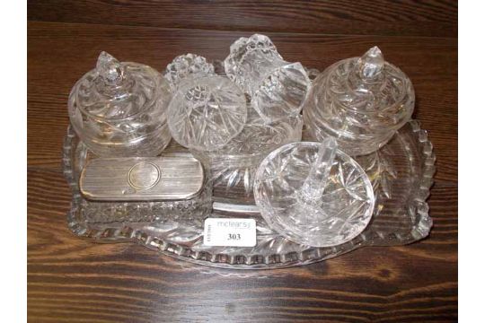 CUT CRYSTAL DRESSING TABLE SET with one silver top CUT CRYSTAL DRESSING TABLE SET with one silver top