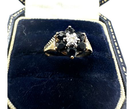 9ct gold vintage sapphire &amp; diamond cluster ring (1.9g) 