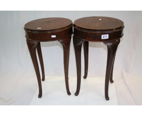 Pair of Early 20th century Mahogany Circular Side / Lamp Tables, 32cms diameter x 52cms high