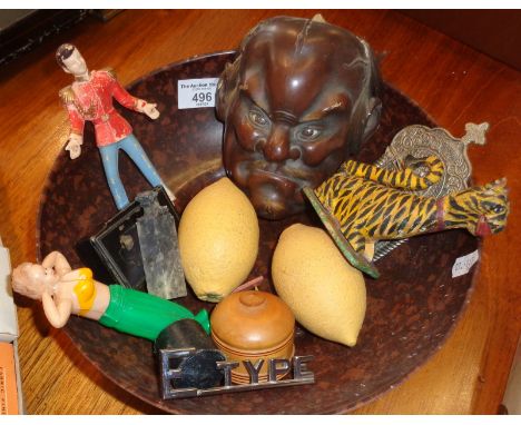 Old Japanese Noh mask, ring box, papier mache snuff box, antique painted Bengal tiger toy, etc., in bakelite bowl