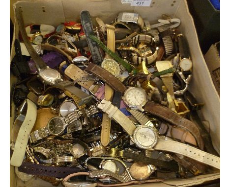 Large quantity of assorted vintage wrist watches and watch parts, maker's inc. Lorus, Sekonda etc., inc. digital