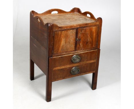 
	
		George III mahogany bedside commode, 55.5cms wide, 78cms high, 48cms deep.
		
		Condition Report: 
		Water damage and st