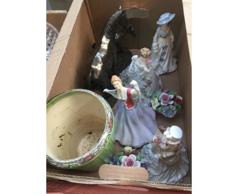 4 figurines - Royal Worcester Queen of Hearts; Royal Doulton June HN2991; Coalport La Belle Epoque Helens; Coalport Femme Fat
