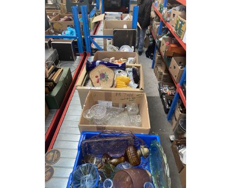 3 boxes of pottery, ceramics, ornaments, vases, etc and 2 boxes of glassware to include bowls, vases, trays, lamp, etc. 