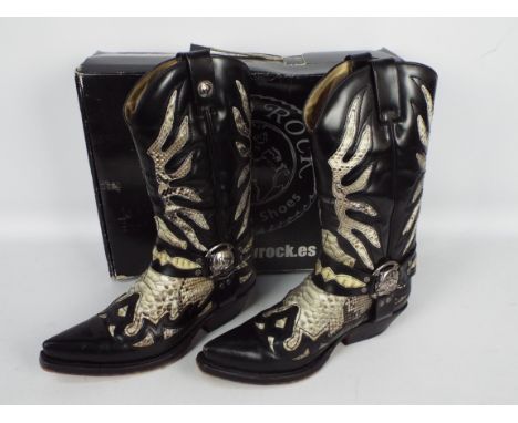 New Rock cowboy boots - a pair of black boots with white serpent decoration, # M.7721-S1, EU size 41, UK size 7, appears in e