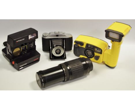 Photographic interest - a Sea &amp; Sea Motor Marine 35 MX-10 underwater camera, box &amp; instructions; a Sea &amp; Sea Yell