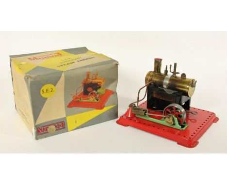 A Mamod S.E.2 stationary Steam Engine, circa 1962 (boxed) 