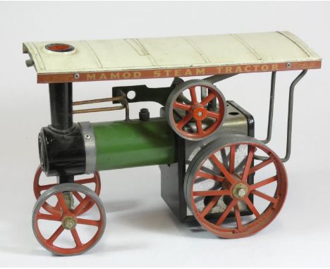 A late 20th century Mamod TE1A live steam traction engine, missing burner, unboxed 