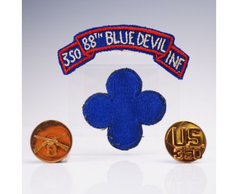 This 4pc military memorabilia grouping is associated with the 350th Infantry Regiment, famously known as the Blue Devils, a u