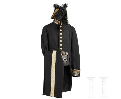 Uniform für Angehörige des "H. M. Household", 1. Hälfte 20. Jhdt.  Zweispitz mit Mohairbezug (berieben, kleine Fehlstellen), 