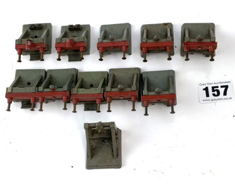 11 Hornby buffer stops