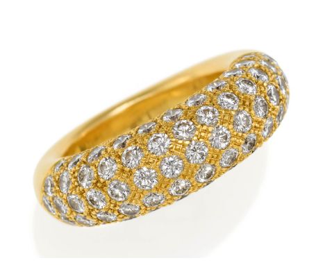 DIAMANT-RING. Herkunft: Deutschland, Bonn. Datierung: um 1990. Material: 750/- Gelbgold, Punze. Gesamtgewicht: ca. 16,0 g. EU