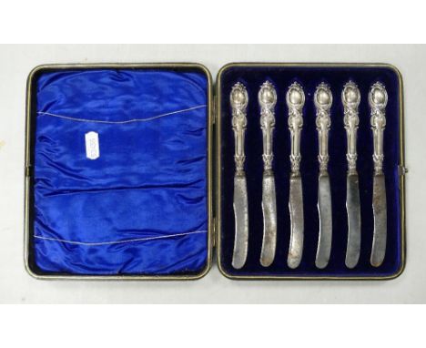 Cased Silver Handled Knife Set: 