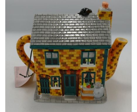Coronation Street Boxed Novelty Teapot Rovers Return: 