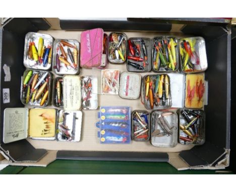 A collection of vintage fishing tackle Tobies &amp; Devons lures: 