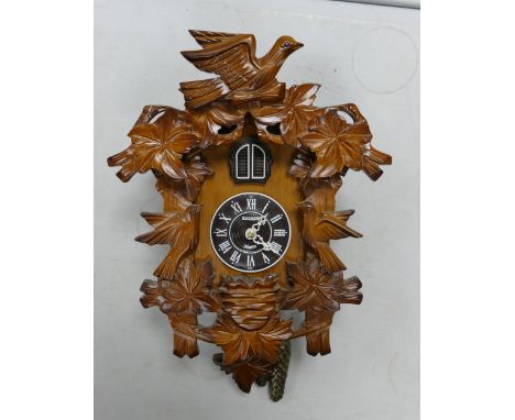 Modern Quartz Driven Cuckoo Clock: 
