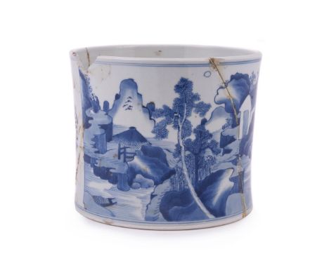 A Chinese blue and white brush vase, in Kangxi style, painted with two large landscape panels, probably 20th century, 16.5cm 