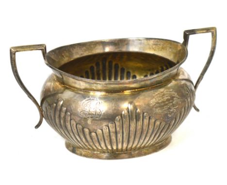 A Victorian hallmarked silver twin handle basin, Birmingham 1888, approx 8.7ozt.