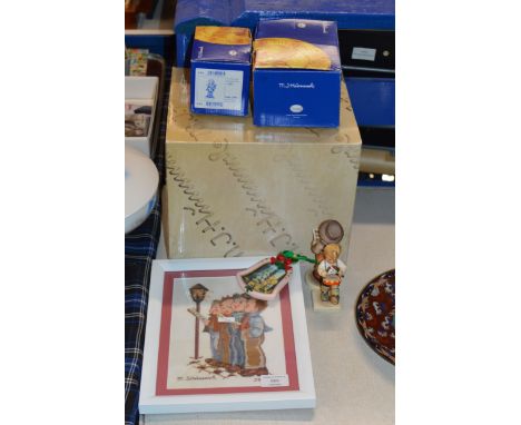 BOXED HUMMEL NATIVITY SET, VARIOUS HUMMEL FIGURINES, HUMMEL  CHRISTMAS TREE DECORATION &amp; HUMMEL PICTURE     